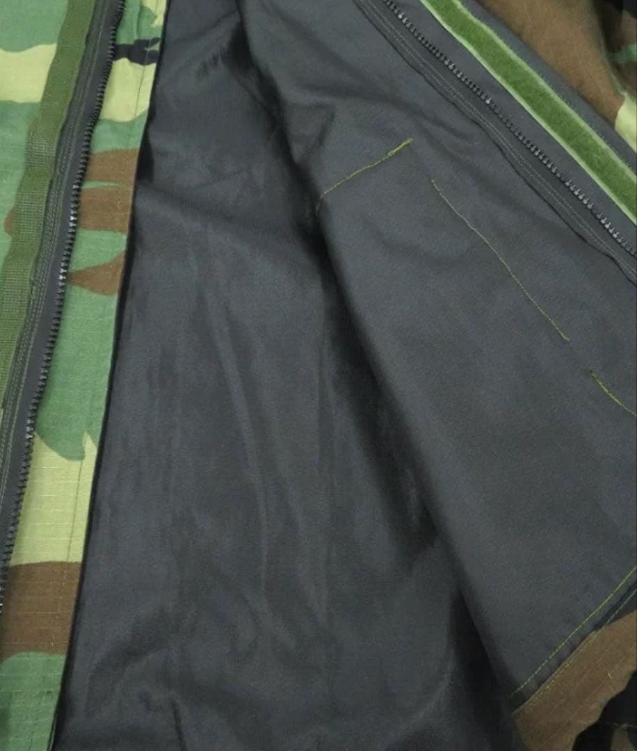 米軍実物 廃盤 未使用品 BDU迷彩カモ　ケミカル パーカージャケット Mサイズ