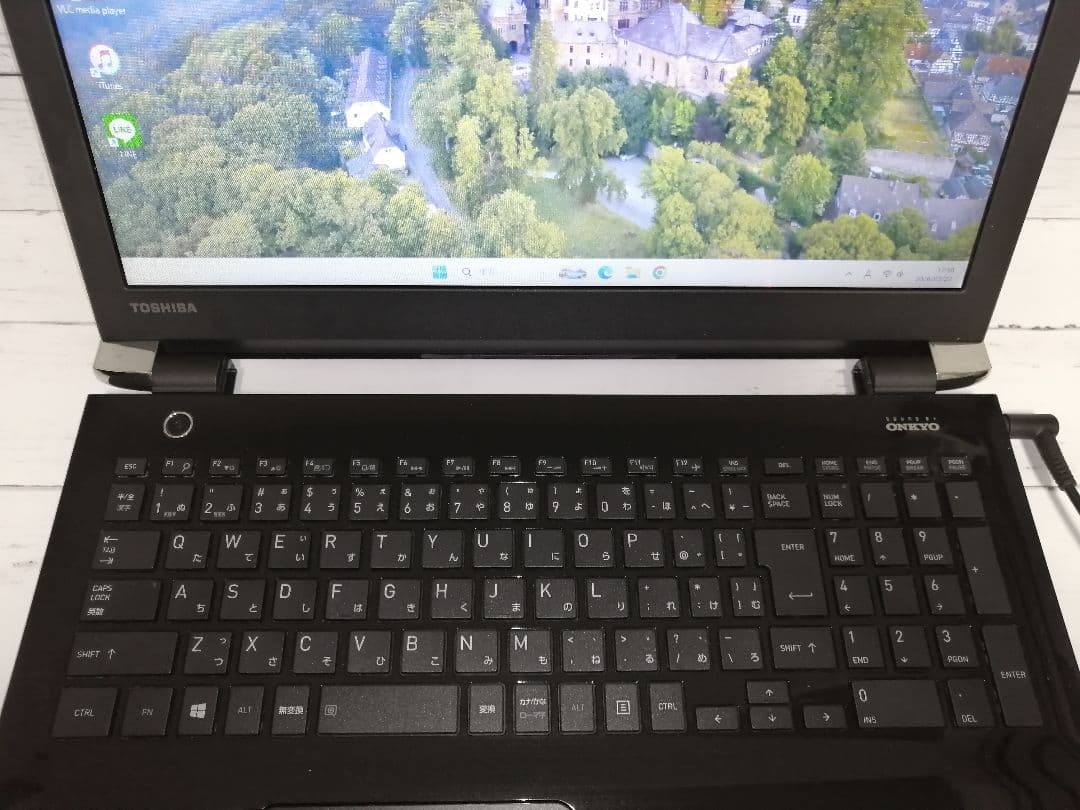 Windows11 TOSHIBA ノートパソコン 本体 カメラ オフィス付き