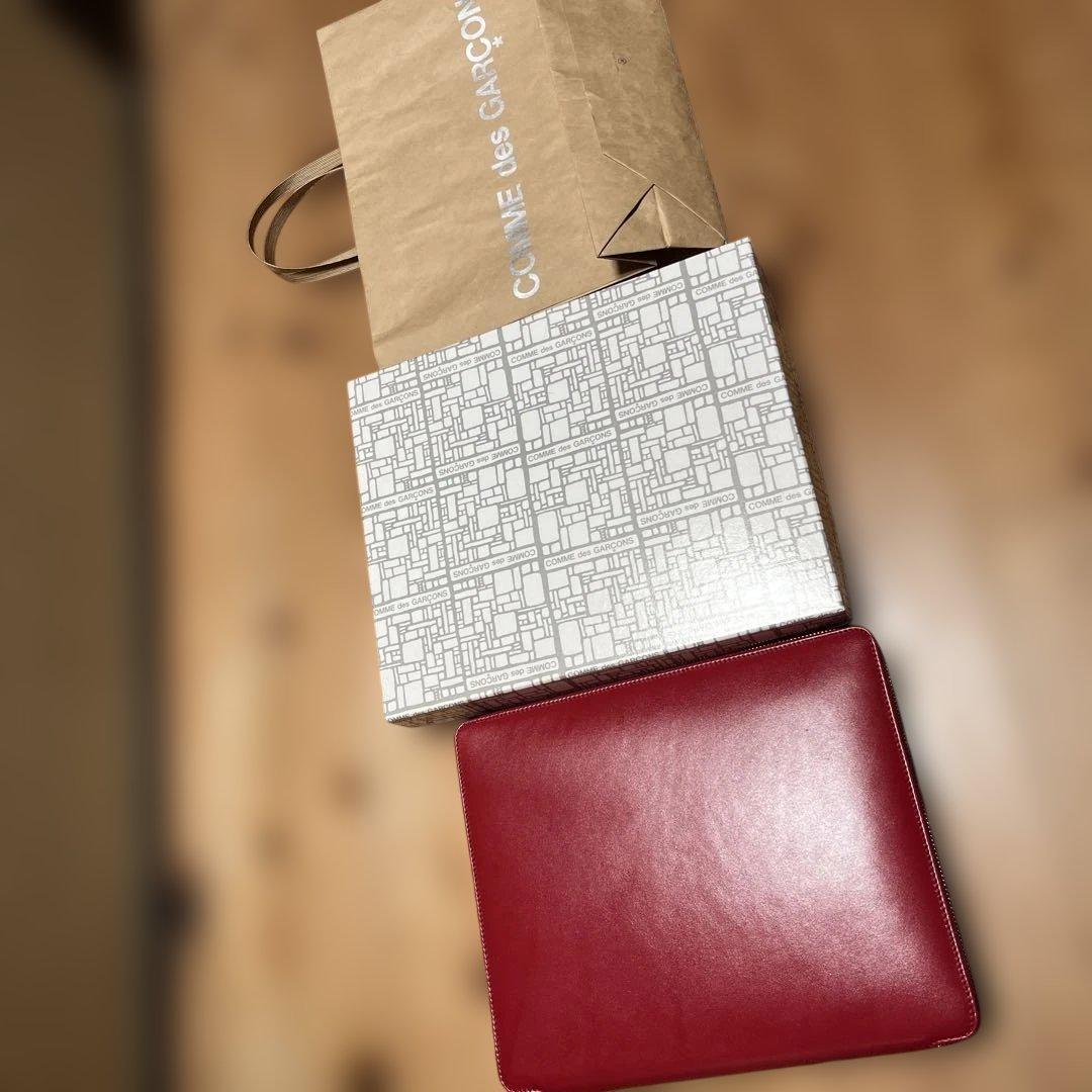COMME des GARÇONS コムデギャルソン iPadケース赤
