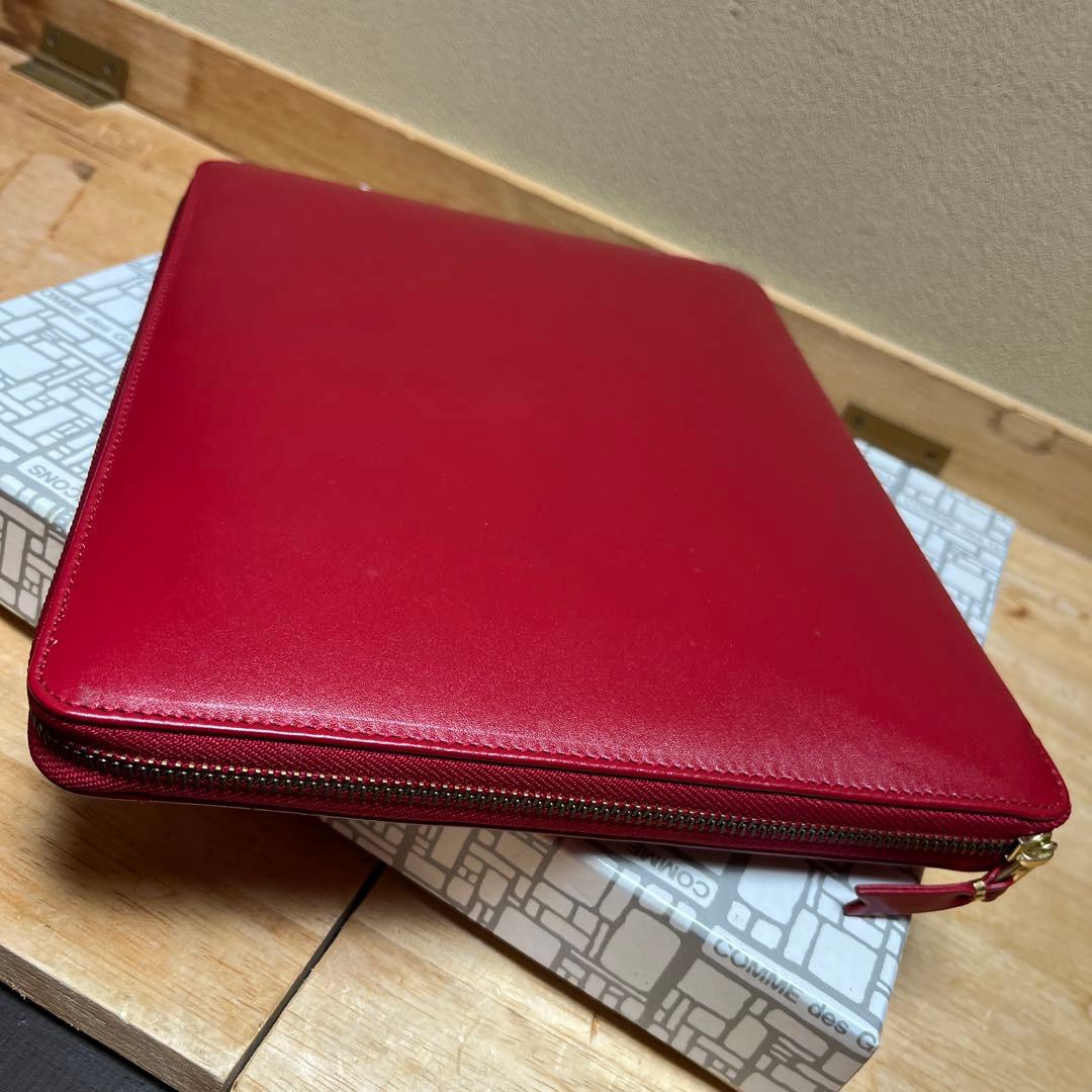COMME des GARÇONS コムデギャルソン iPadケース赤