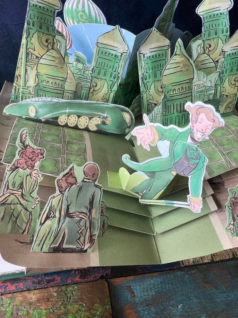 ❁美品 ❁ウィキッドの映画で使われた絵本のレプリカ❁Wicked❁日本未発売❁