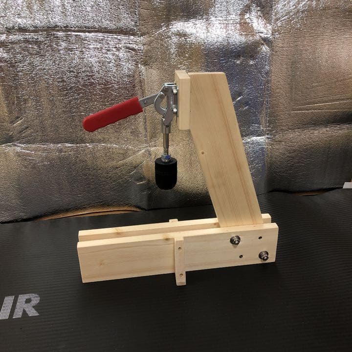 レザークラフト用　音の出ない菱目打ち機