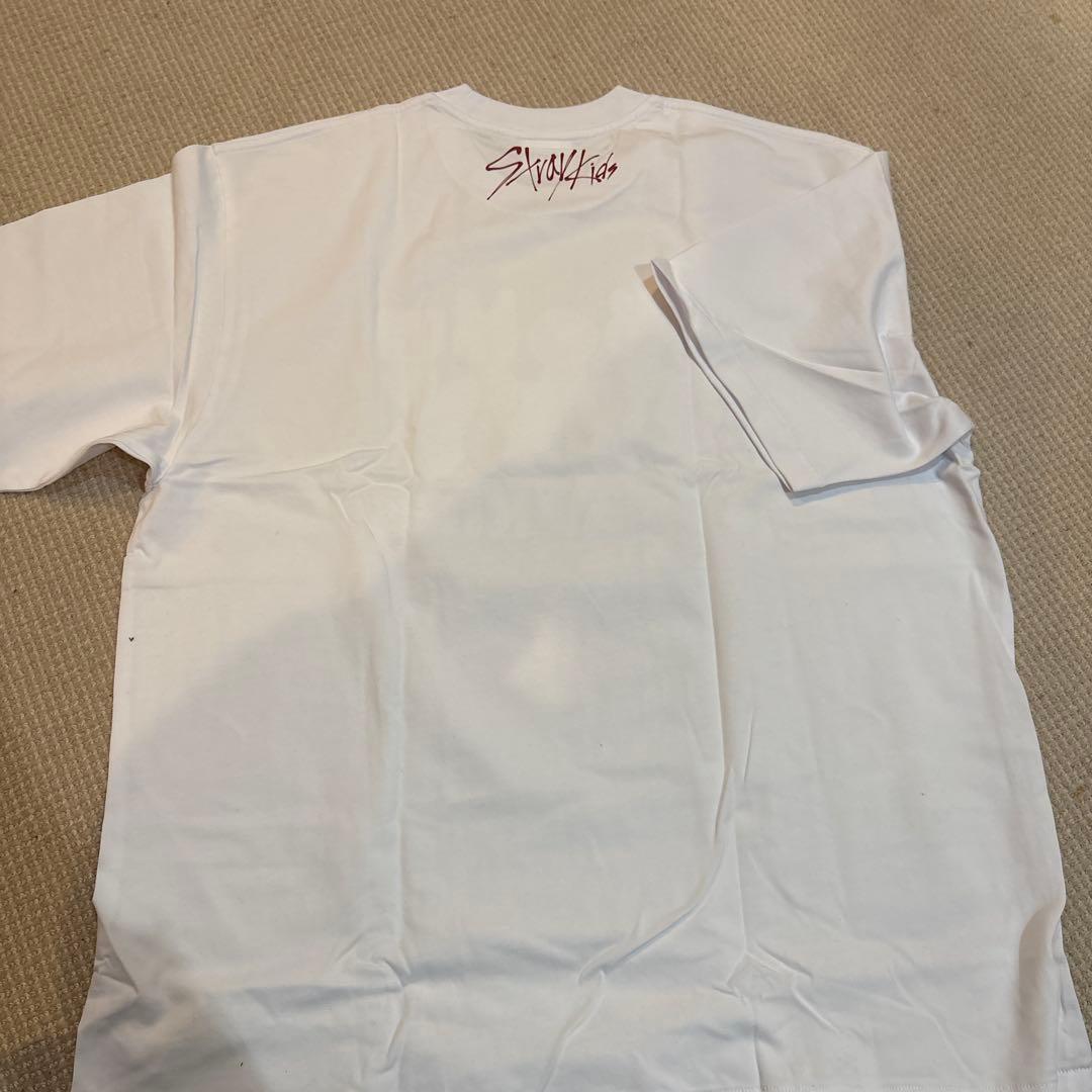 BAPE ストレイキッズ　Tシャツ