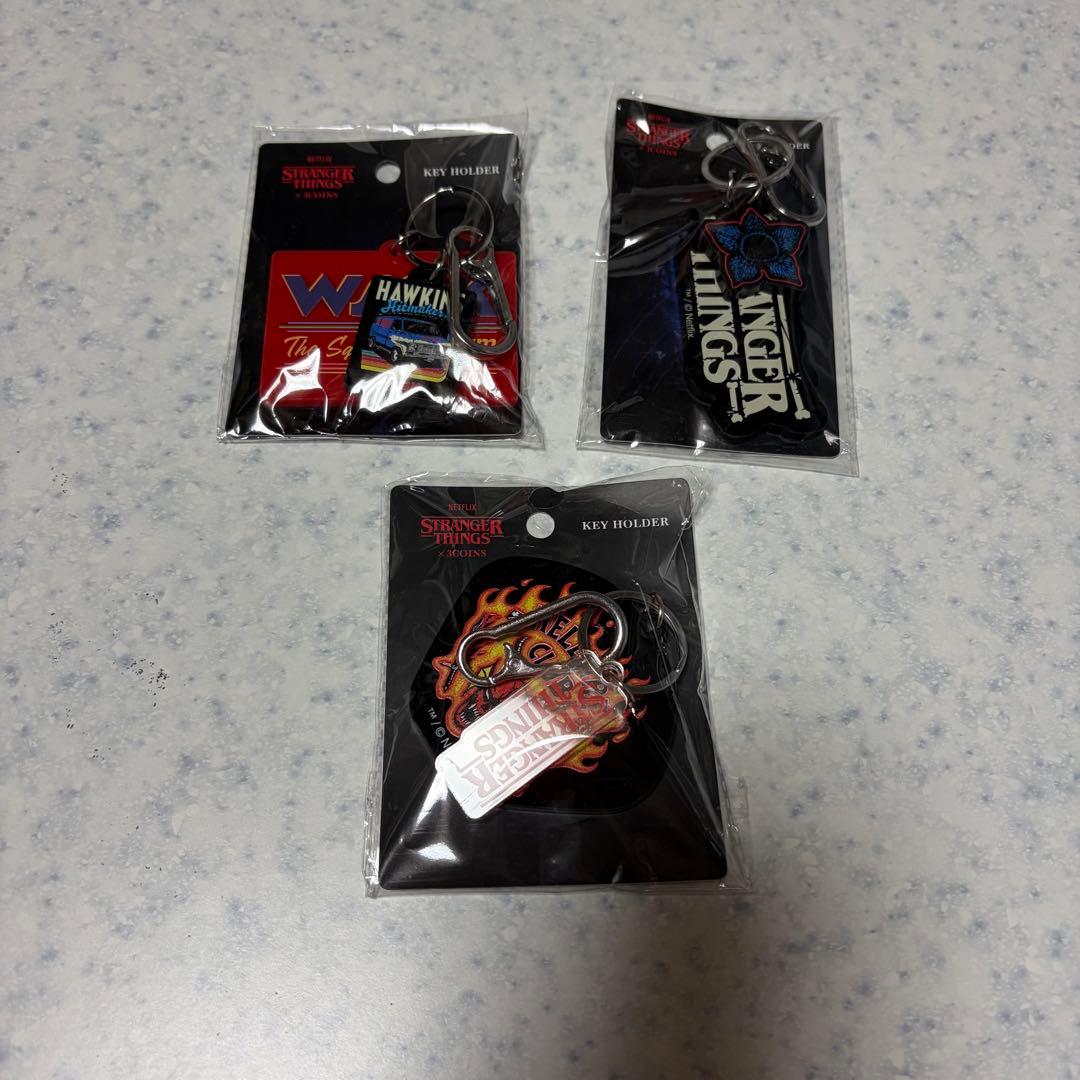 stranger things 3coins まとめ売り