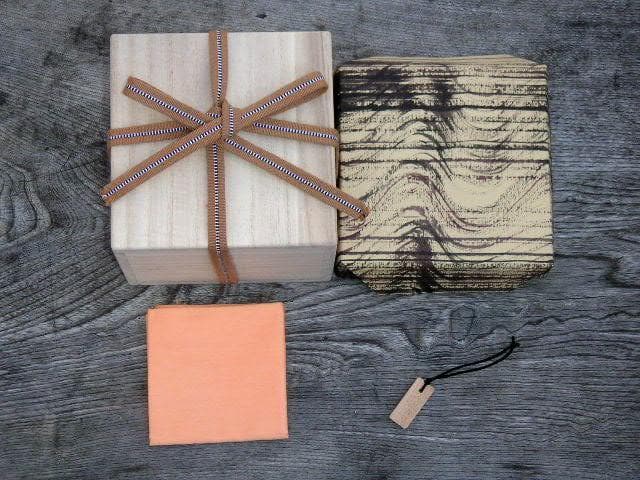 ♥志野織部　茶碗　在印　桐箱付き　志野　織部　骨董品