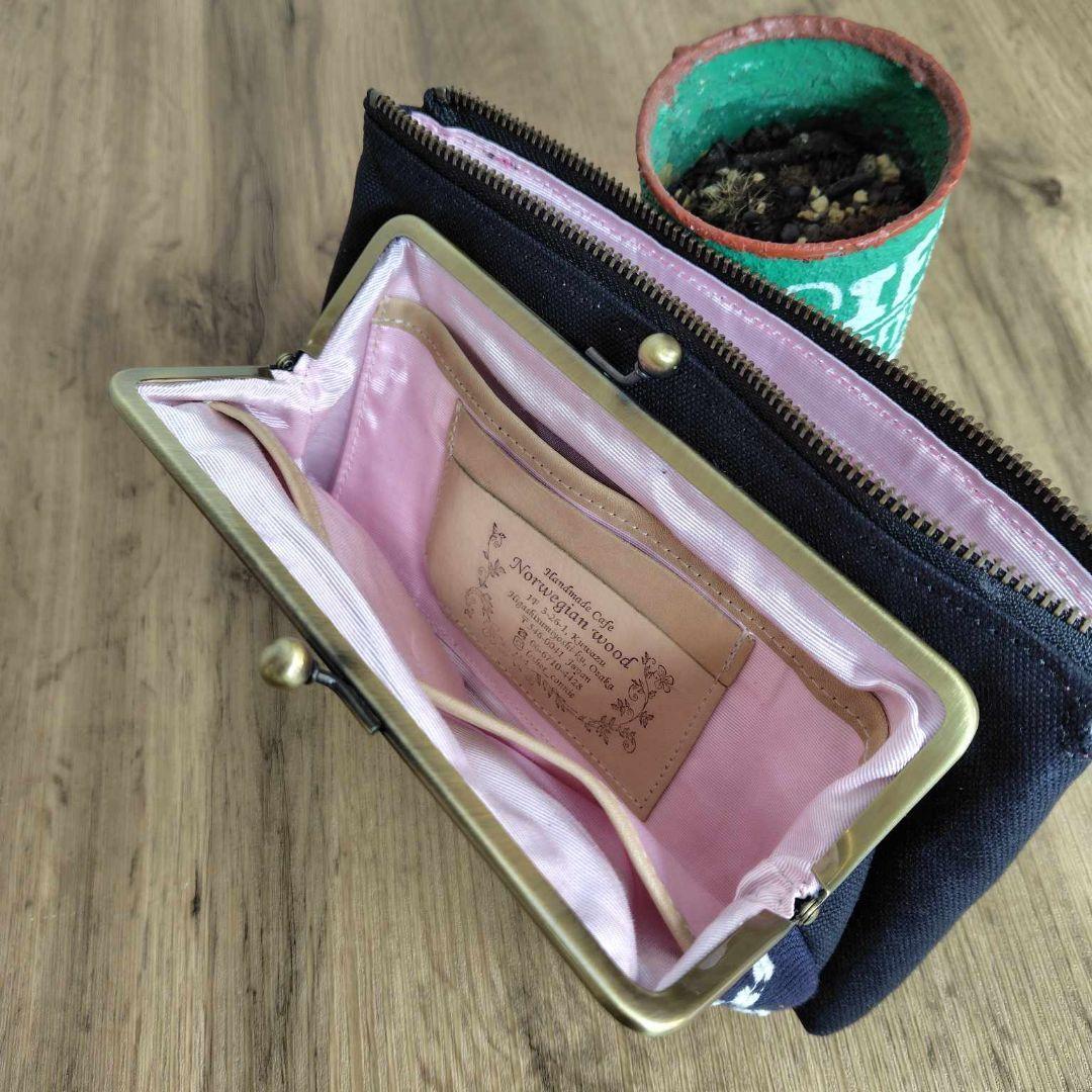 ミナペルホネン/タンバリンネイビー×白/がま口お財布ポシェットmina-per