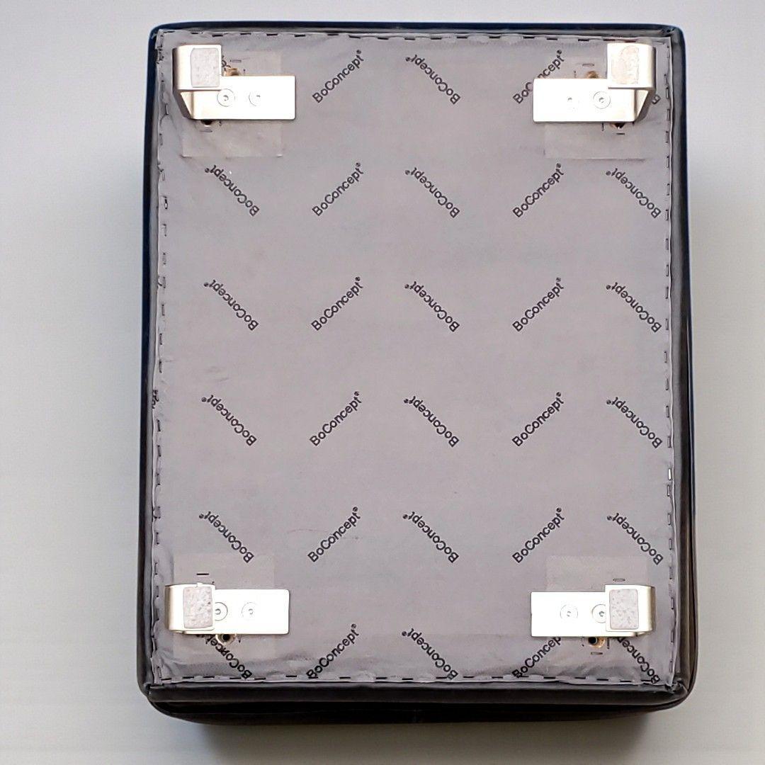 BoConcept ボーコンセプト I.D.V.2 本革 オットマン スツール