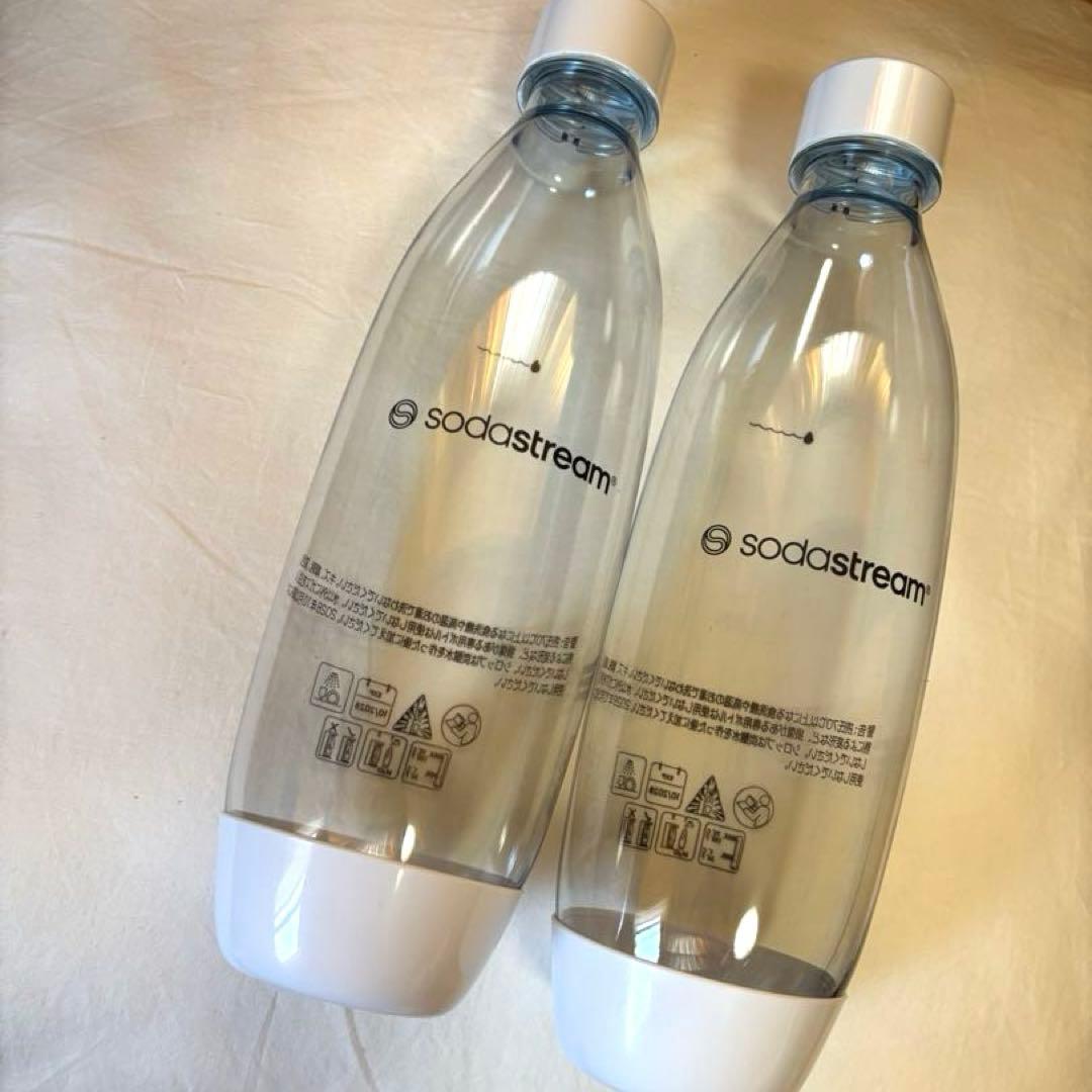 sodastream 炭酸水メーカー GAIA ホワイト　特別パッケージ