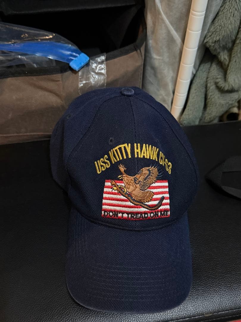 キティーホーク 実物キャップ 放出品 乗組員用