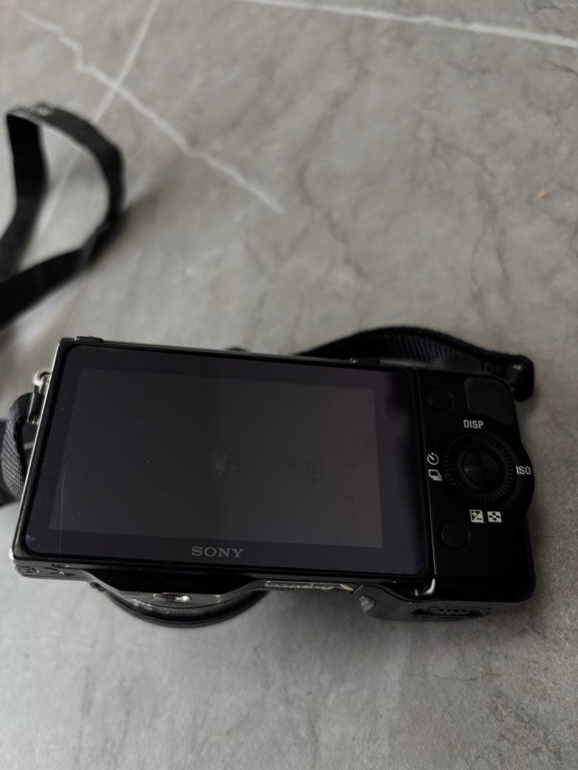 SONY ミラーレス一眼 NEX-5T ※液晶一部変色あり