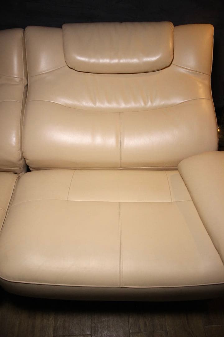 首都圏送無料〜本革カリモクのある生活 50万ZU42 OTMセットリクライニング