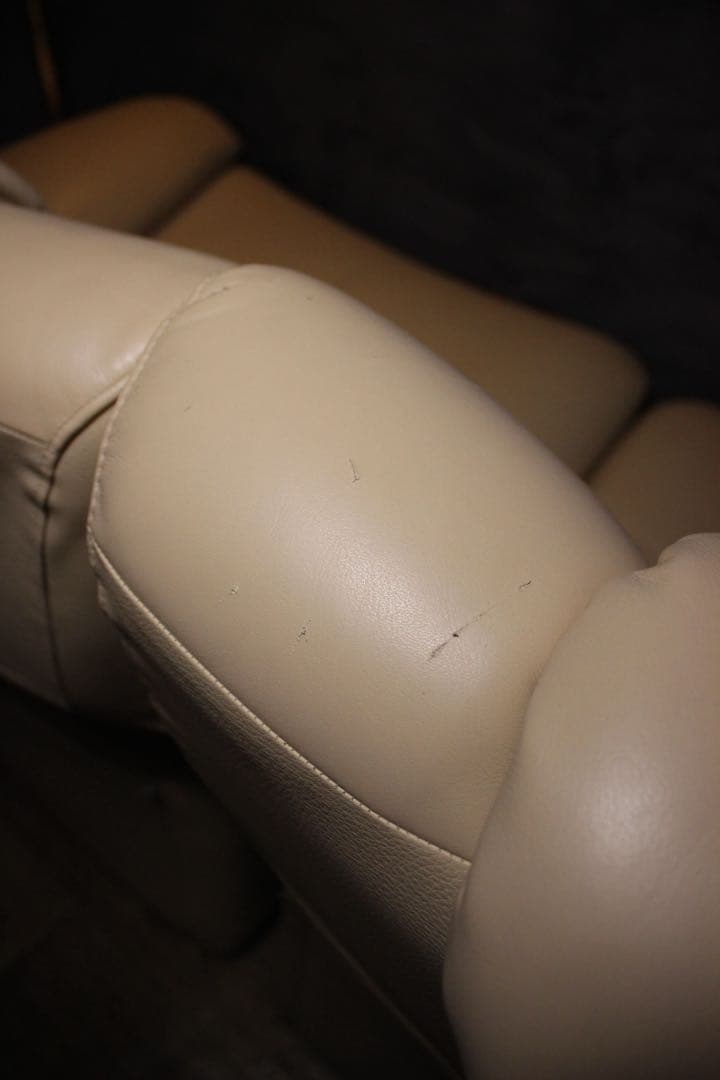 首都圏送無料〜本革カリモクのある生活 50万ZU42 OTMセットリクライニング