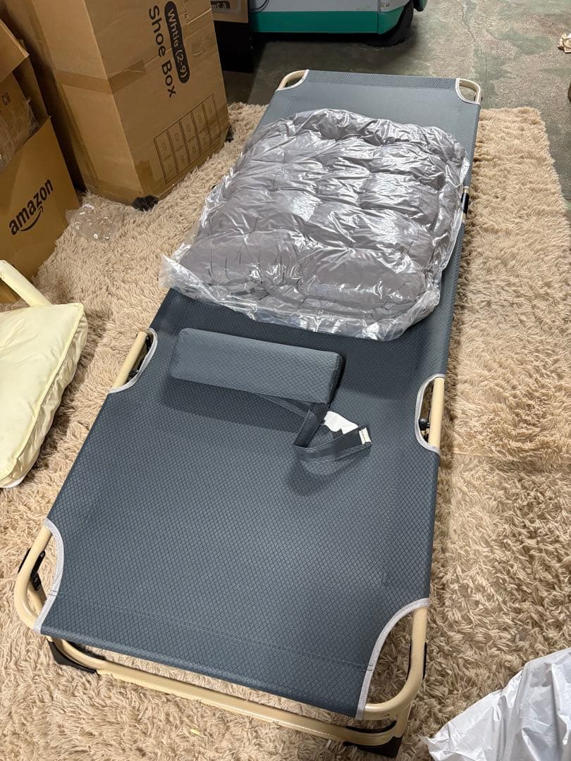 新品 簡易式折りたたみベッド キャンプベッド 耐荷重200KG 4段階