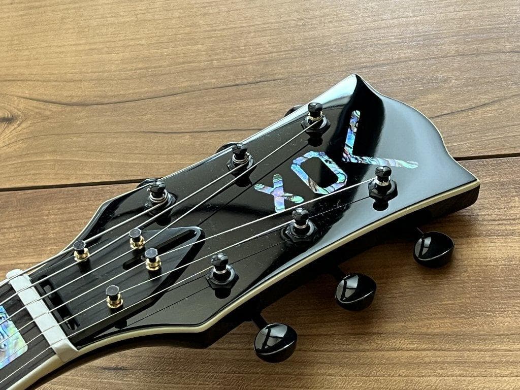 ギター VOX Bobcat V90 with Bigsby String Butler
