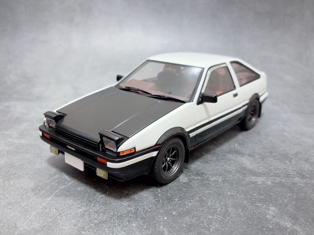 AUTOart 1/18 トヨタ スプリンター トレノ AE86 頭文字 D