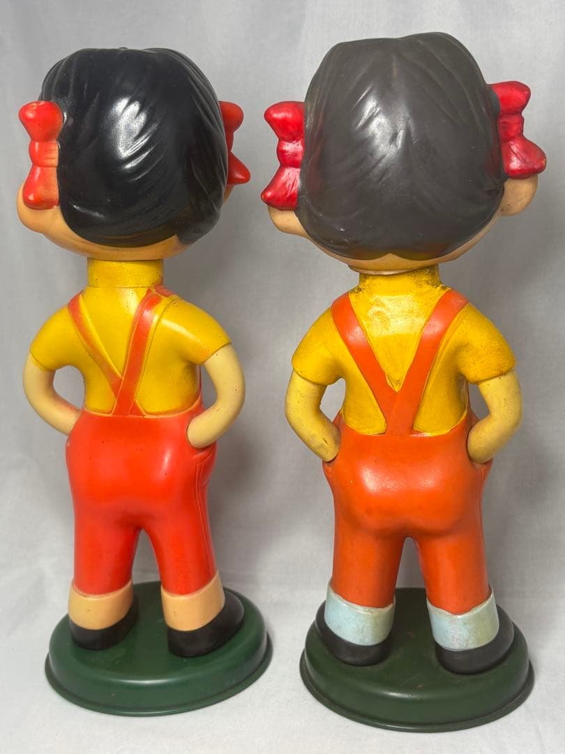 不二家ペコちゃん　頭部のビス2本と1本　2体セット