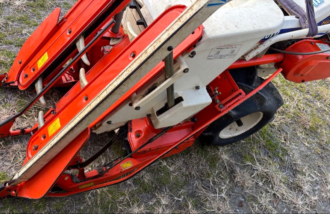 クボタ ２条刈バインダーHF52　中古