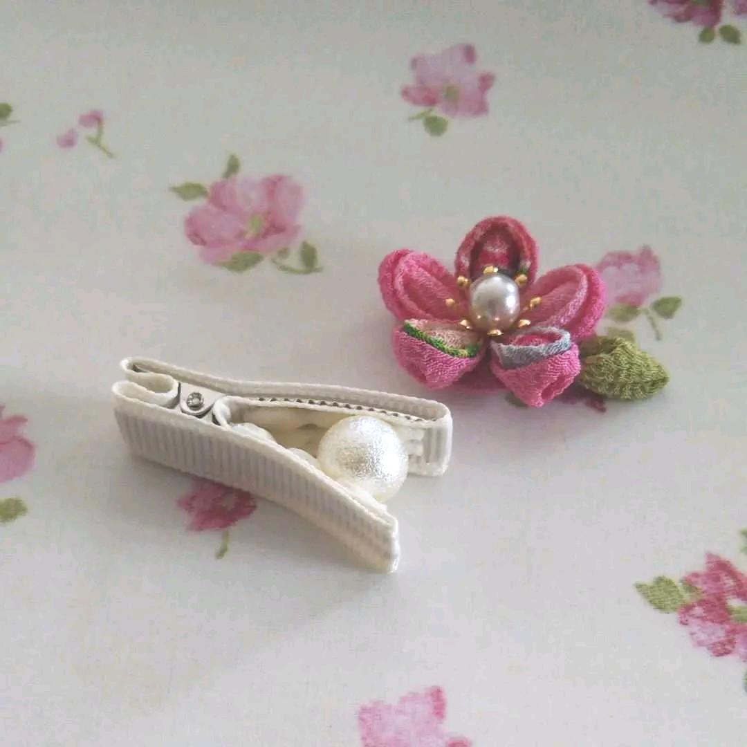 つまみ細工のベビークリップ 春色 桜