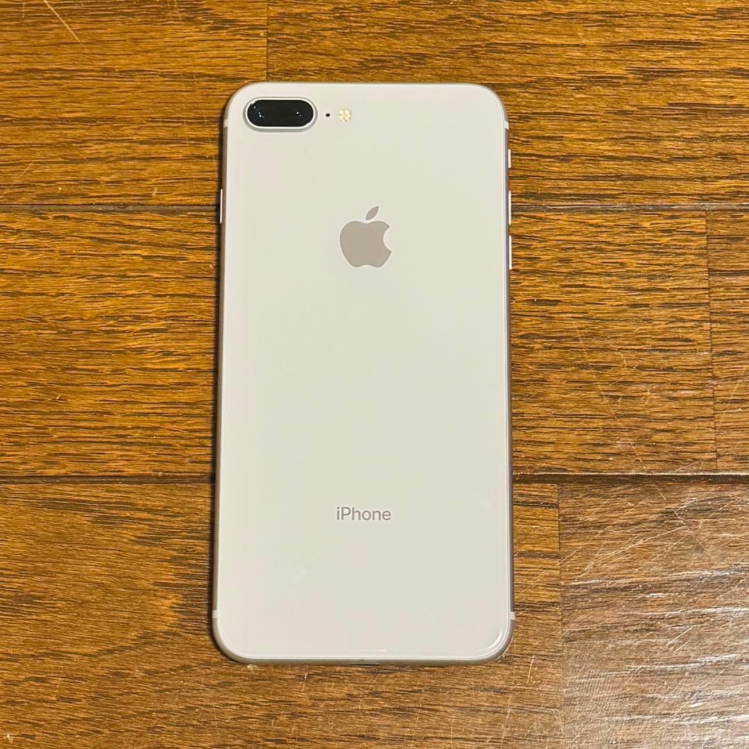 iPhone 8 Plus 256G シルバー 充電器 純正イアホン おまけ付