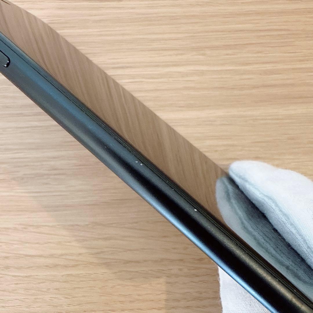 iPhone SE2 64GB ブラック SIMフリー【本体のみ】