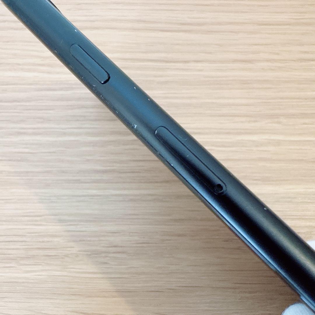 iPhone SE2 64GB ブラック SIMフリー【本体のみ】