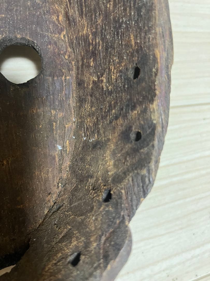 ビンテージ　タンザニアハンドメイド木製マスク　B