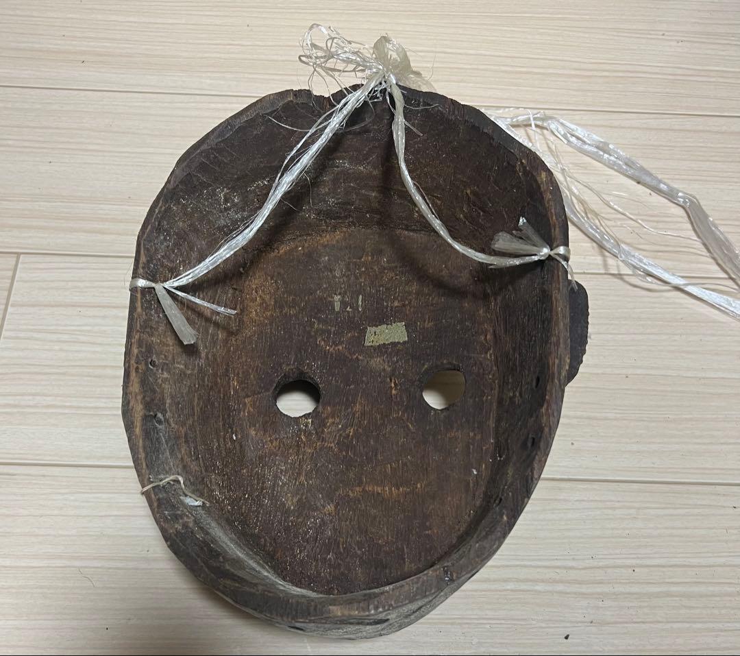 ビンテージ　タンザニアハンドメイド木製マスク　B