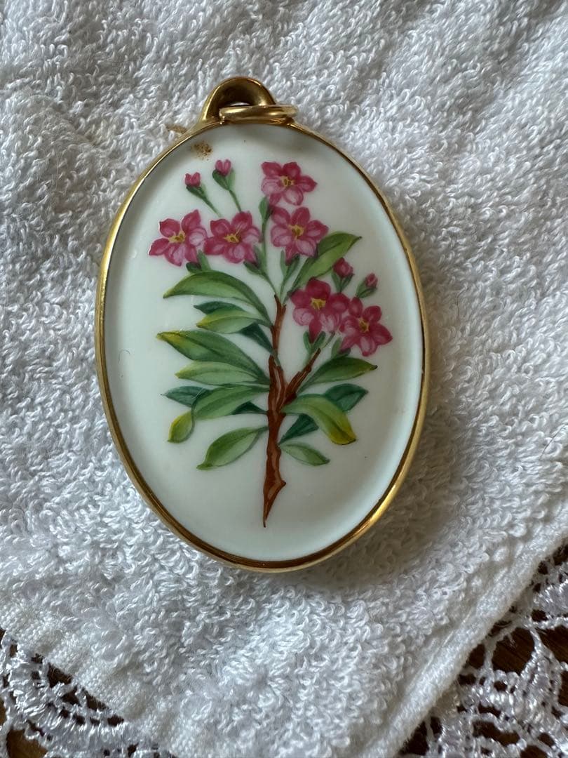 大幅値下げ！アウガルテン ウィーン ペンダントトップ 希少品