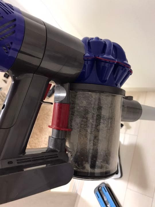 ダイソン　V6 状態良好　本体のみ