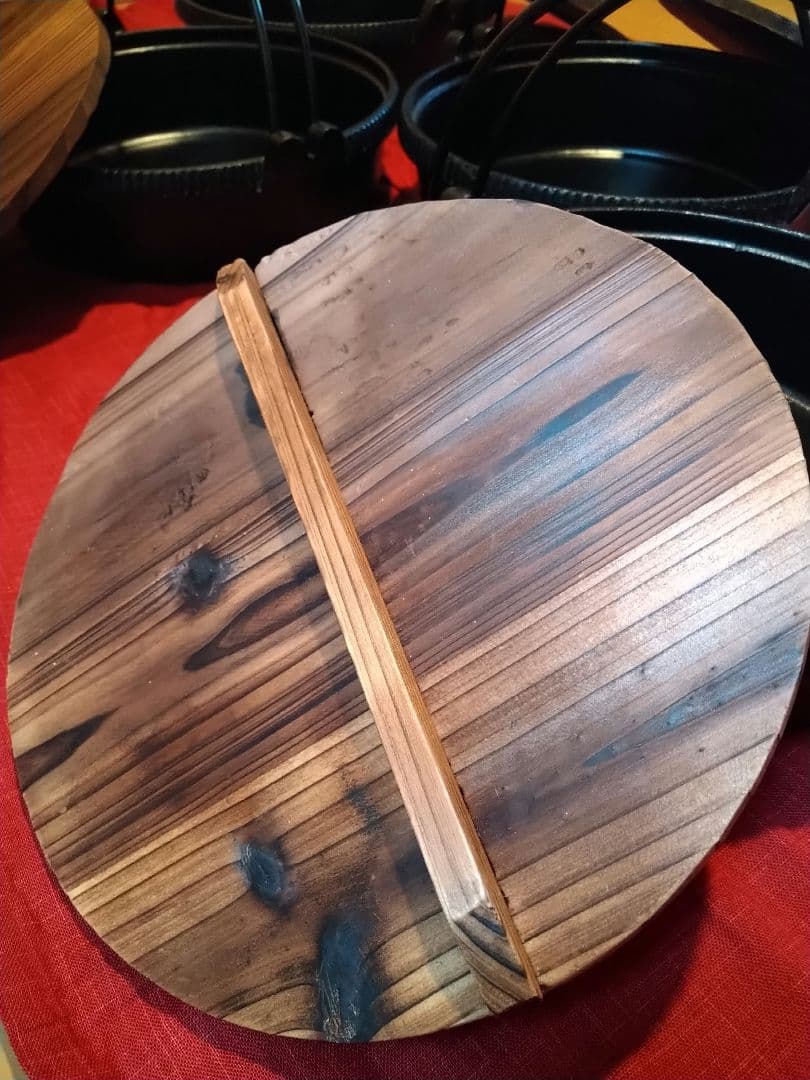 ♦料亭の味をご家庭で♦ 【味の匠・鉄鋳物製】２６cm深型【高級すき焼き鍋 1鍋】