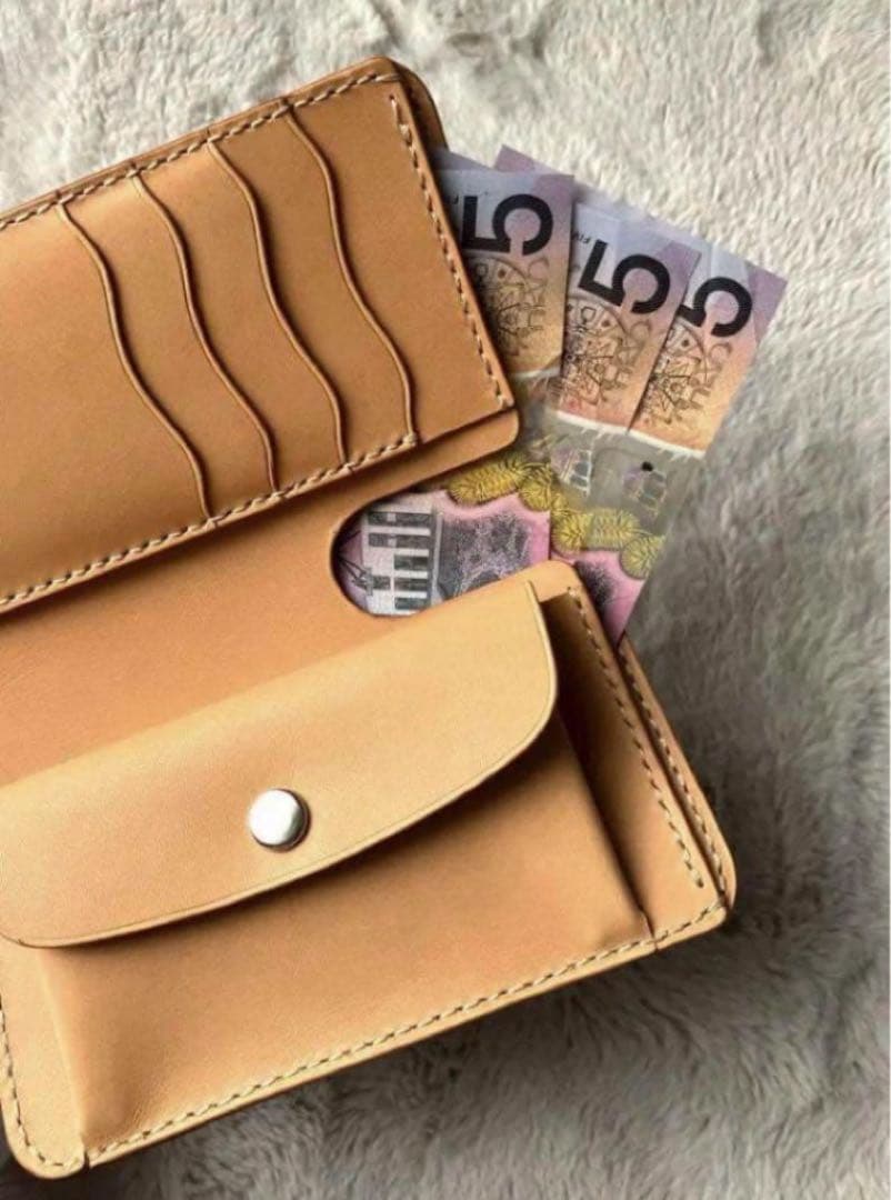 牛ヌメ革　本革　ミドルウォレット　二つ折り財布　レザークラフト　キャメル　24