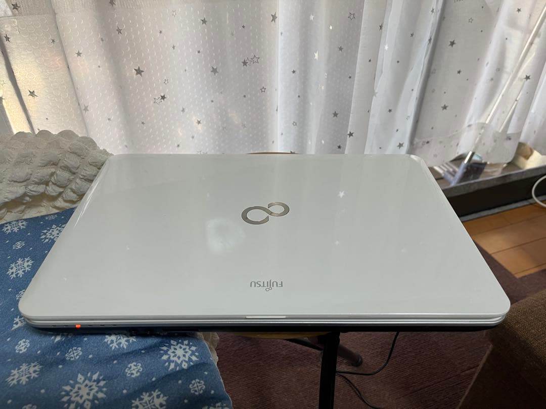 ノートパソコン 富士通 Lifebook AH33/J