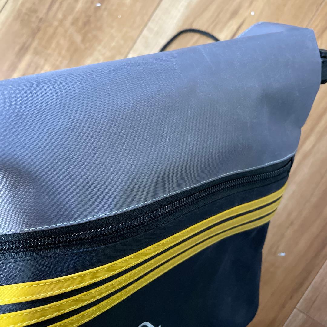 LEMOMed サコッシュ ブラック&イエロー