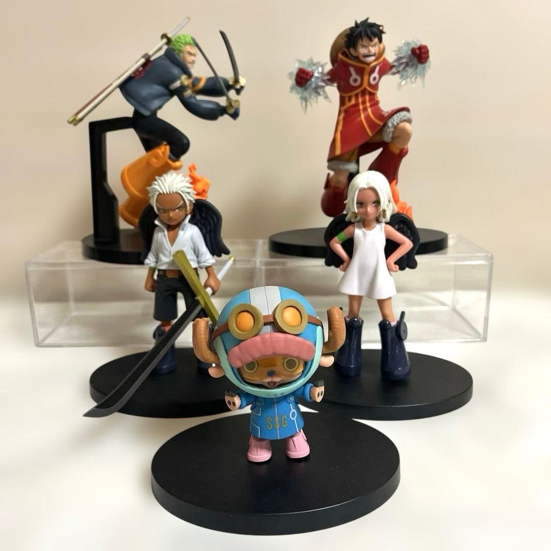 開封品■24体■ワンピース フィギュア まとめ売り／ルフィ ゾロ シャンクス 他