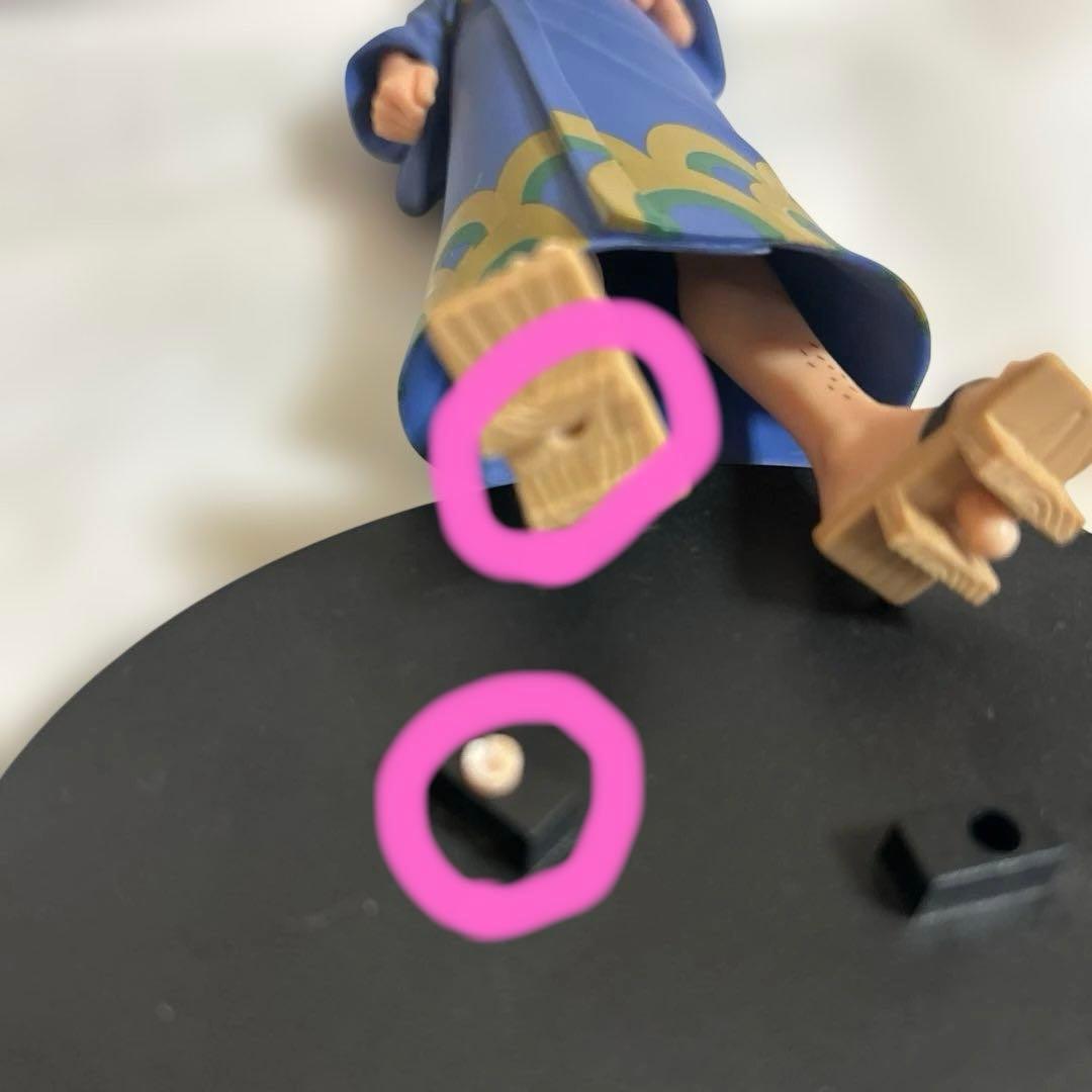 開封品■24体■ワンピース フィギュア まとめ売り／ルフィ ゾロ シャンクス 他