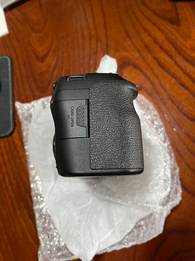 OH済 新品購入 Canon EOS 6D Mark II 2 ii 一眼レフ