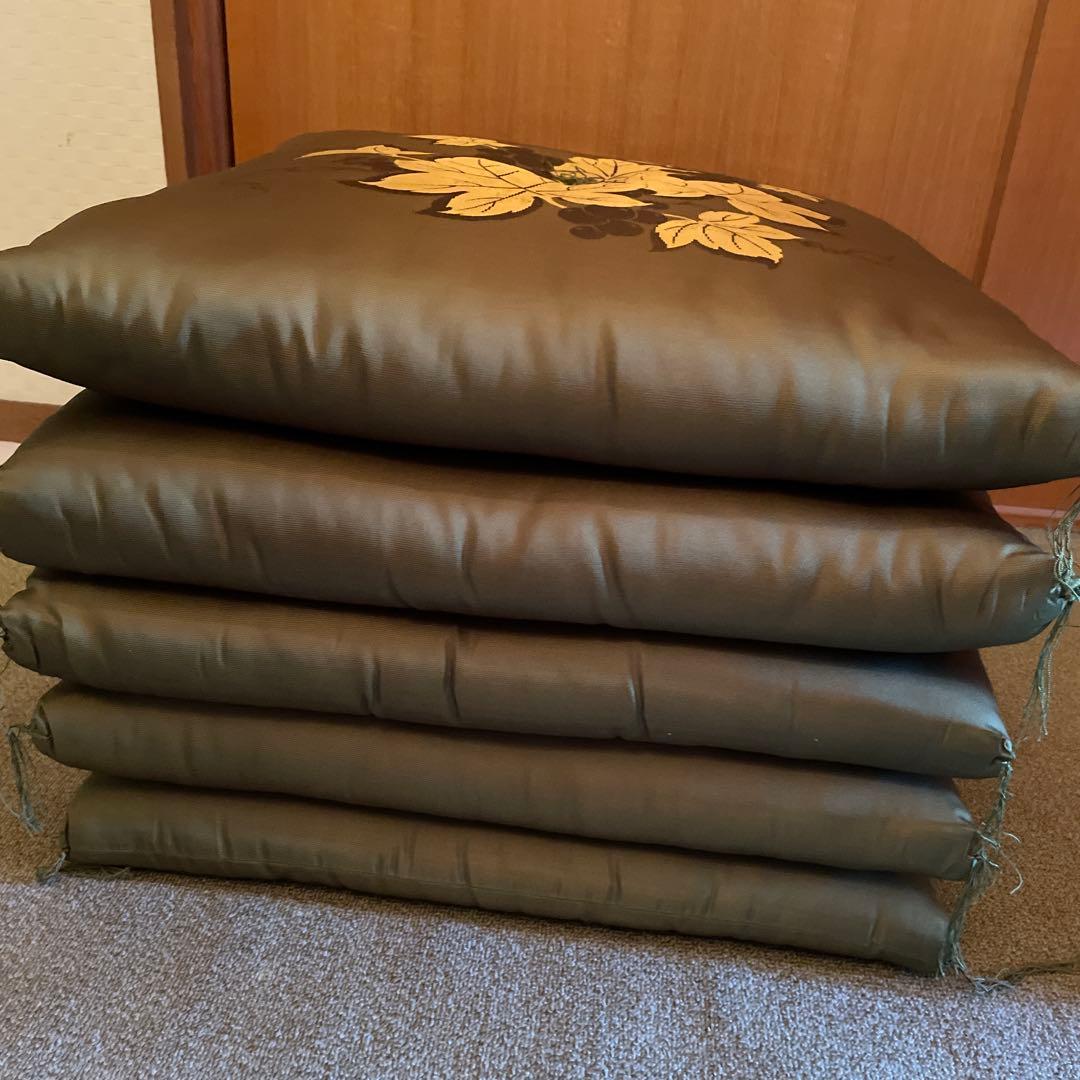 高級座布団　5枚セット　オリーブグリーンに両面葡萄柄