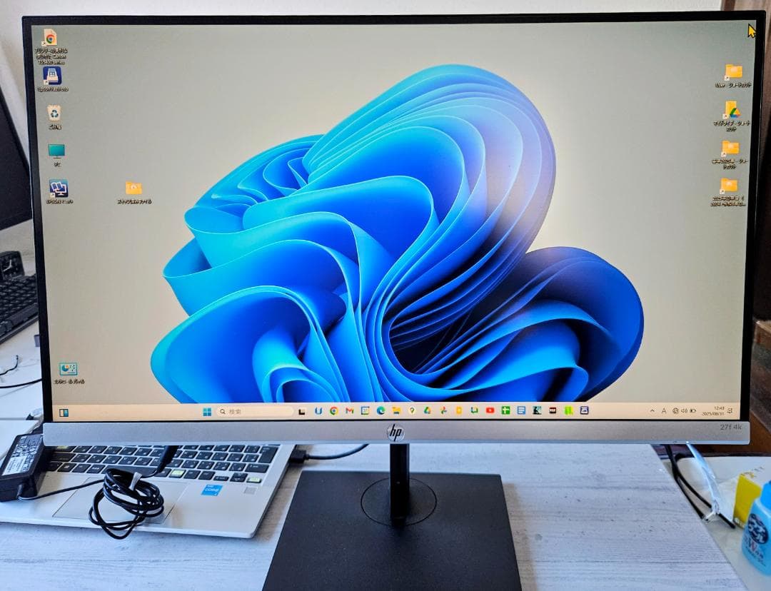 HP 27f 4K Display 本体