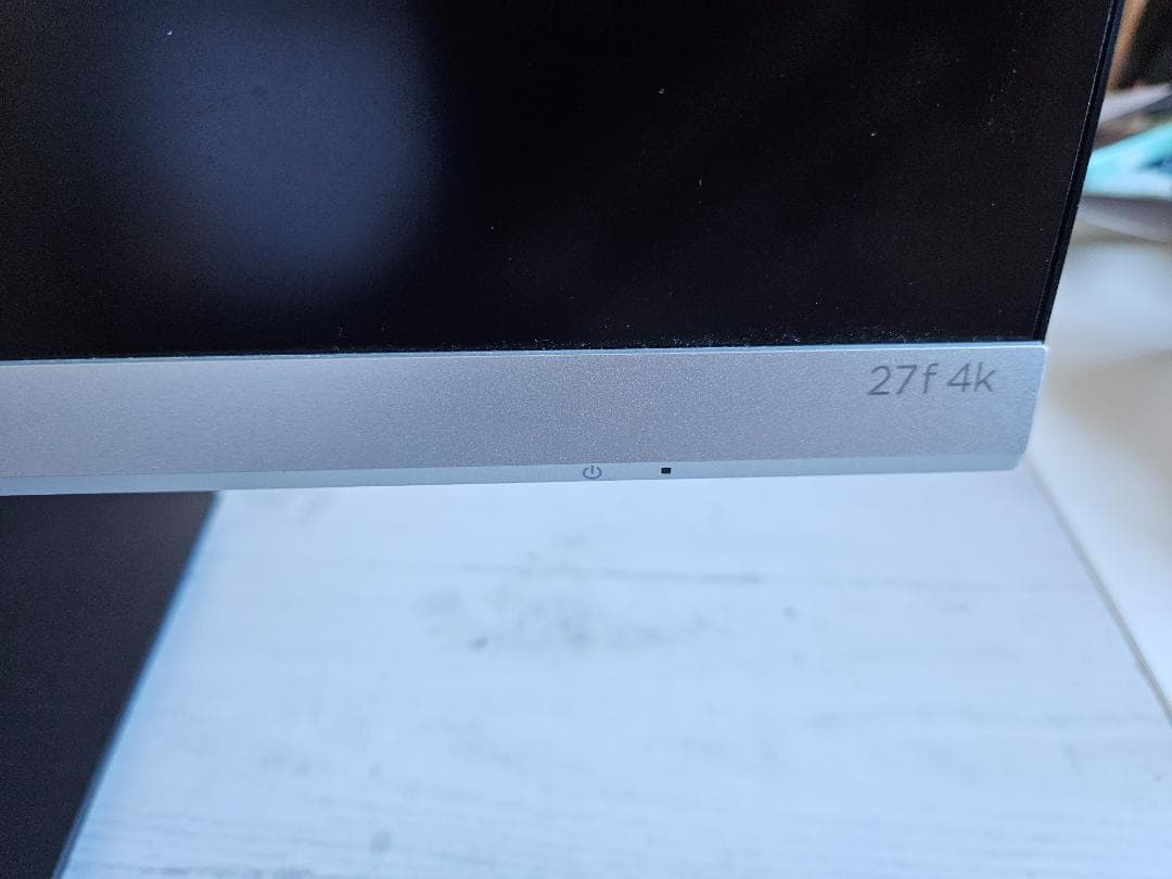 HP 27f 4K Display 本体