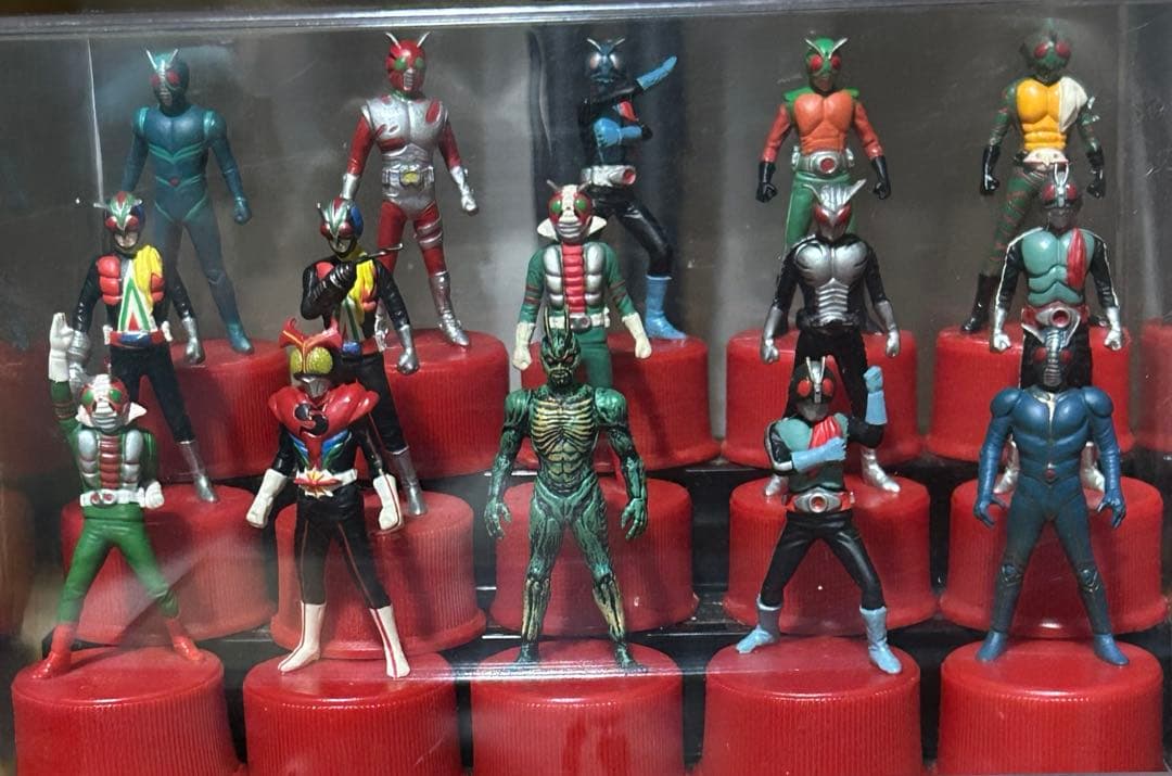 仮面ライダー ボトルキャップ 53個 ケース付き