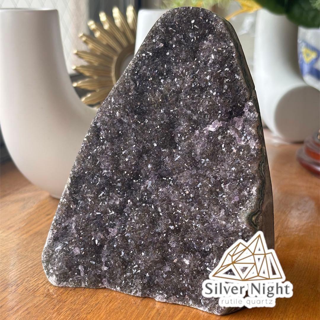 【セレクト品】ブラックアメジスト(クラスター) 1,196グラム