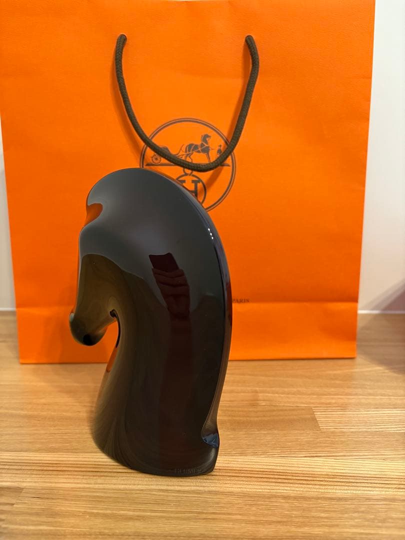 ユーミンquuさん限定【極美品】 エルメス　黒の馬の置物