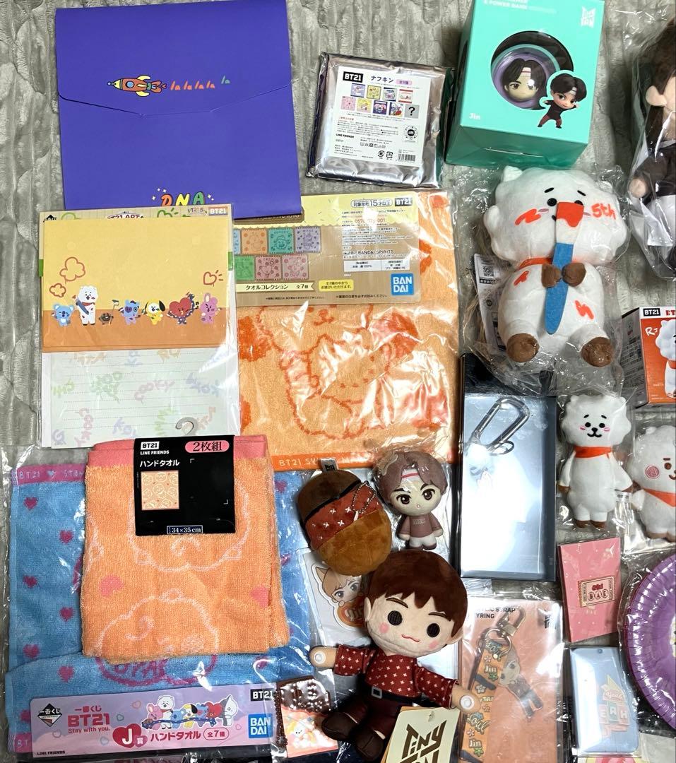 BTS BT21 くじ景品、販売品　まとめ売り　50点以上　ぬいぐるみ、マット他