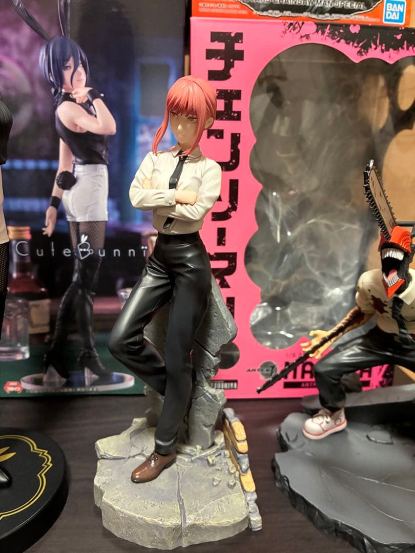 コトブキヤ　マキマ、チェンソーマン、レゼ、コベニ　フィギュア4体セット
