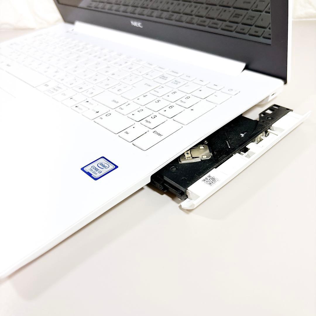 大容量でたっぷり保存☆メモリ8GB 第7世代 カメラ 白 ノートパソコン NEC