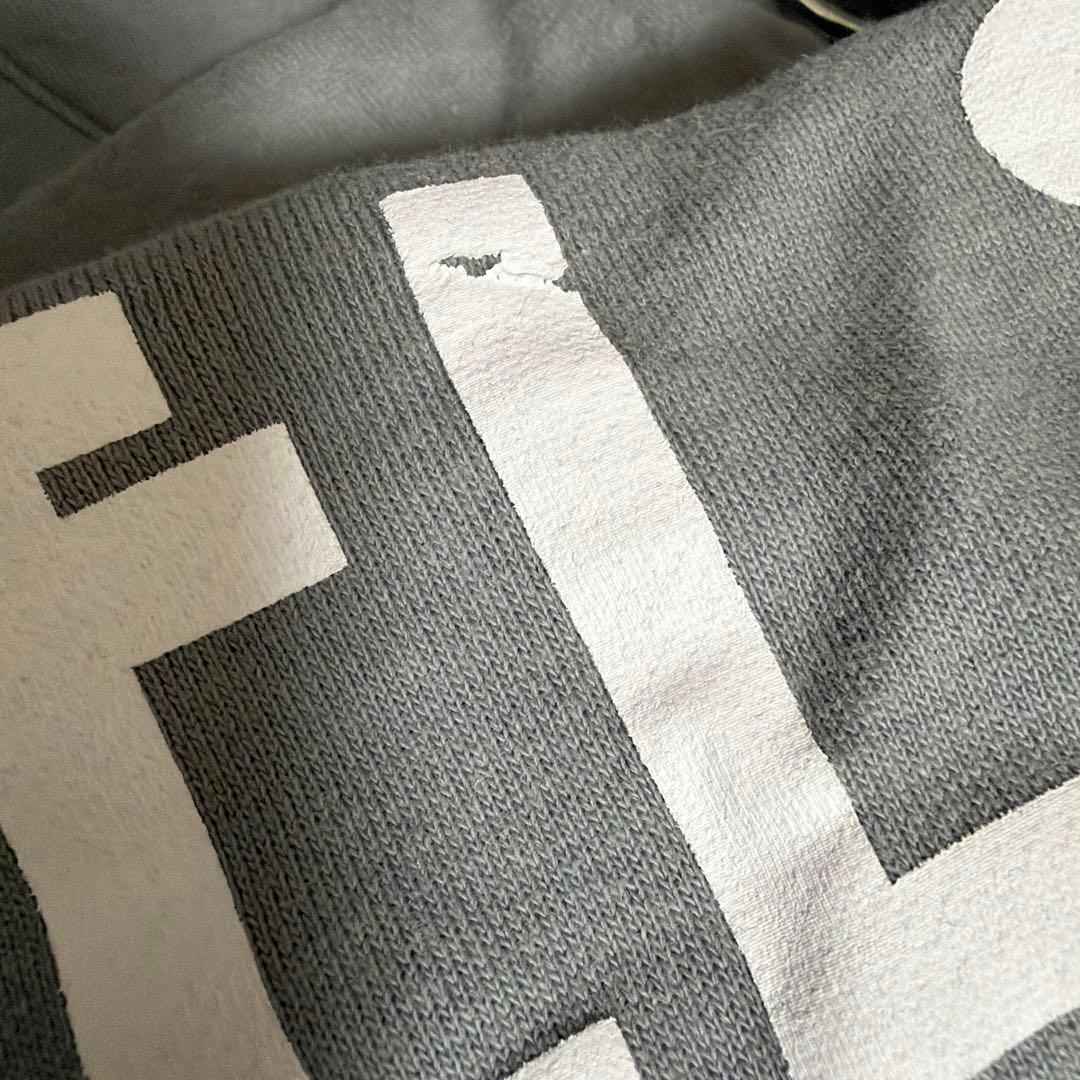 グレー フード付きパーカー 'HERE'S HYDE!'