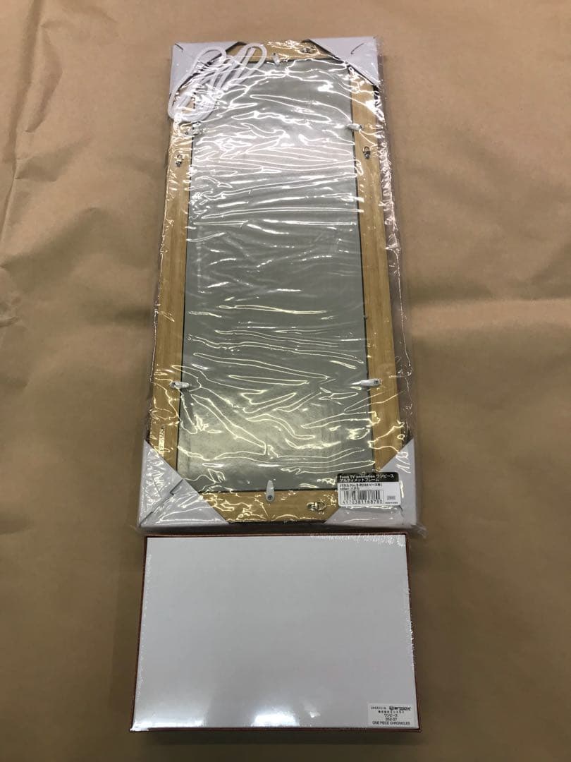 ワンピース ジグソーパズルとパズルフレームセット 新品