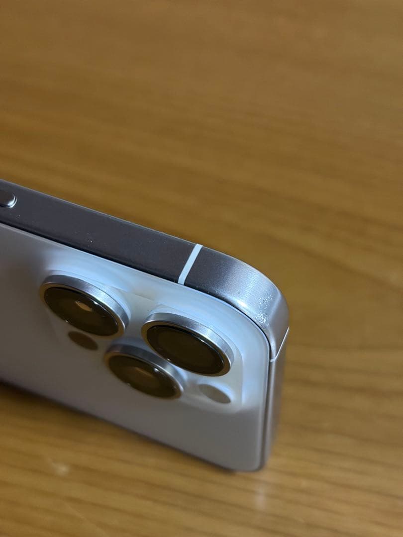 Apple iPhone 15Pro maxシルバー 本体