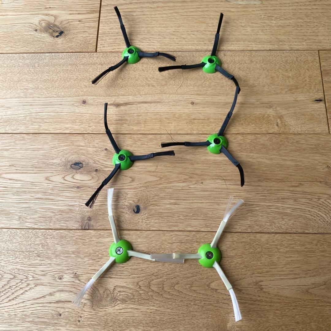 [ジャンク品] ルンバ i3+ / アイロボット 掃除機　自動ゴミ収集機つき