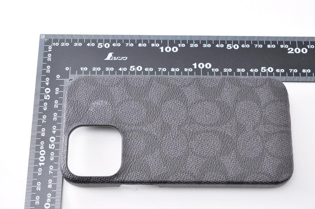 美品 COACH コーチ グレー 灰 ドットパターン iPhone15 16